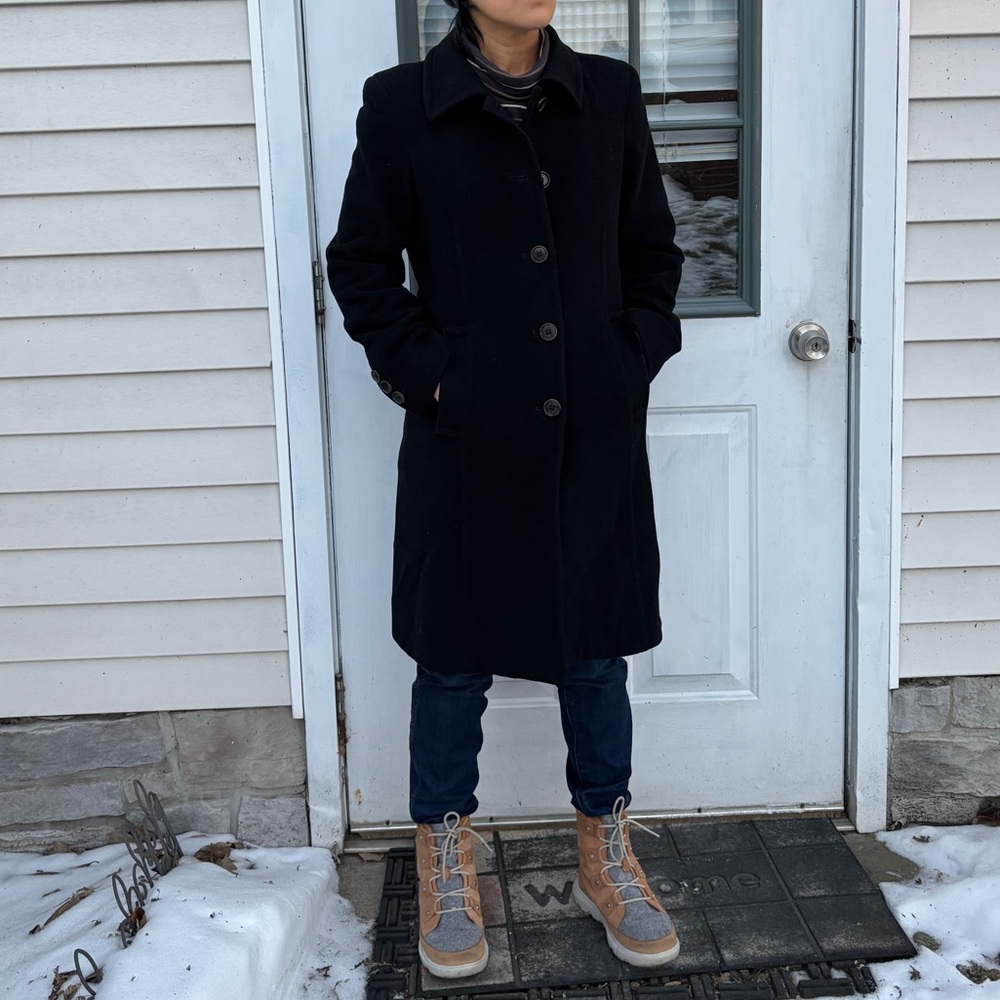 Anne Klein Black Wool Coat, size 2 Petite, Black, 80% Lambs Wool, 20% cashmere